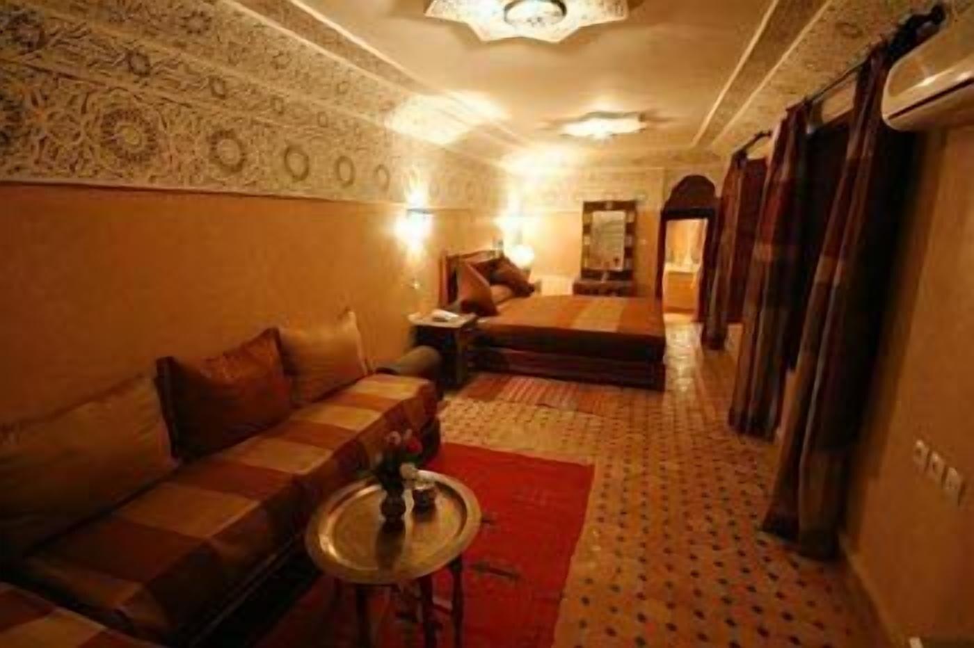 Riad Dar Laura Fez Exterior foto